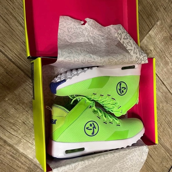 Vibrant Green High-Top Zumba Sneakers - Picture 4 of 6